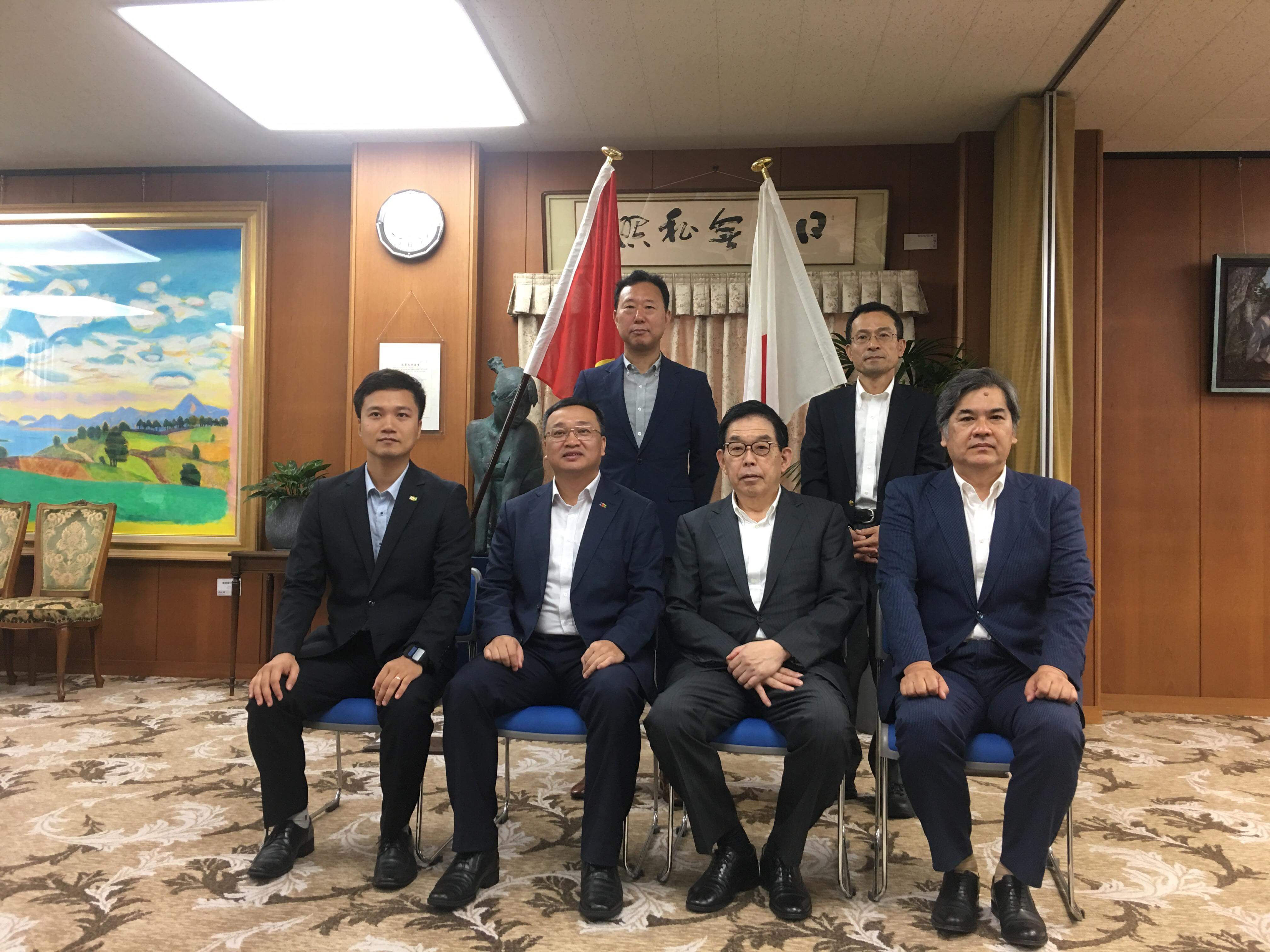 President Do Tuan Minh visited Saga University and West Kyushu 