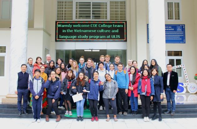 2019 Vietnamese language and culture study course for COE College ...